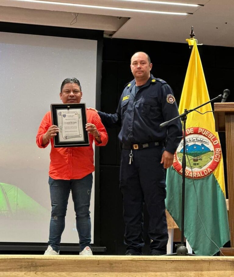 LEONARDO SIAGAMA, UN ALCALDE CERCANO A LA GENTE.