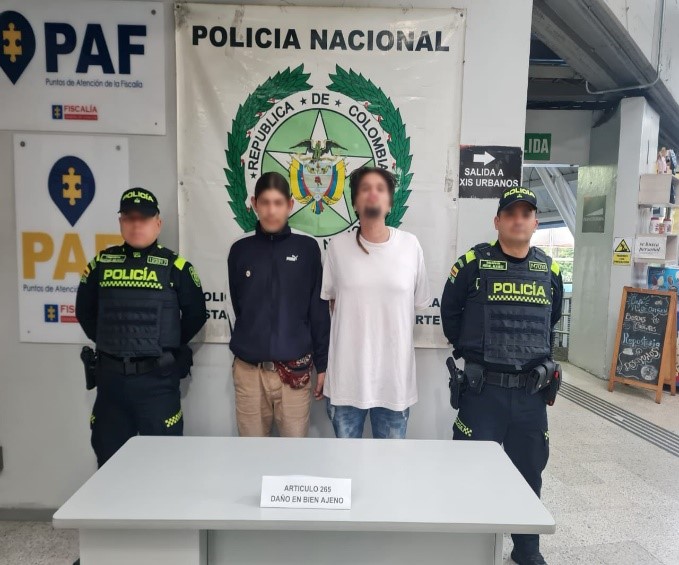 CAPTURAN  A TRES PERSONAS EN LA TERMINAL DE PEREIRA.
