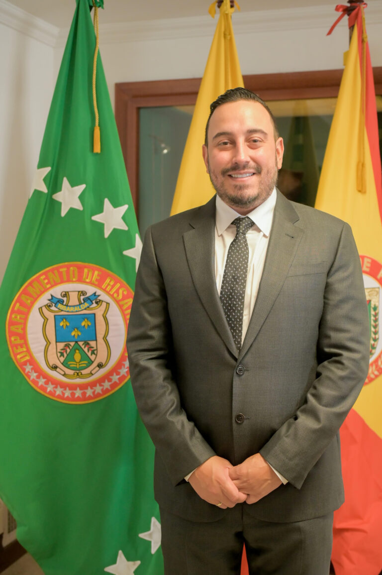 JUAN DIEGO PATIÑO TOMÓ POSESIÓN COMO    GOBERNADOR DE RISARALDA.