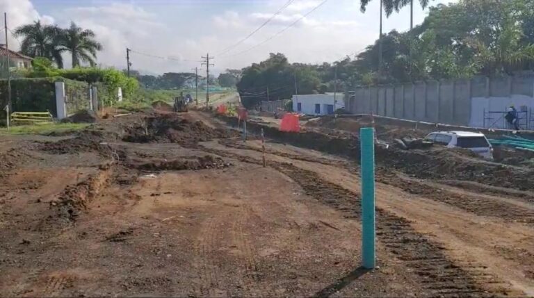 UNA «VAGABUNDERÍA» LA AVENIDA LOS COLIBRIS DENUNCIA EL ALCALDE DE PEREIRA.