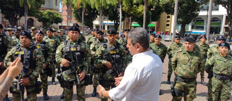 REFUERZOS DEL GAULA MILITAR LLEGAN A PEREIRA.