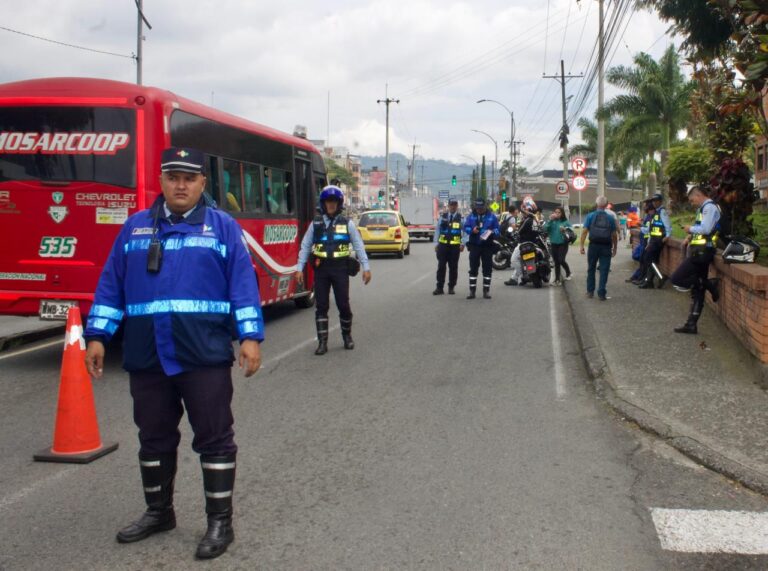 DIRECTOR RECHAZA  AGRESIÓNES CONTRA AGENTES DE TRÁNSITO EN DOSQUEBRADAS.