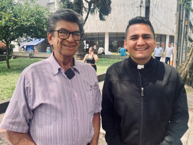 TENSIÓN EN EL ÁMBITO RELIGIOSO SACERDOTES DISCREPAN CON MONSEÑOR SOBRE CURAS FALSOS