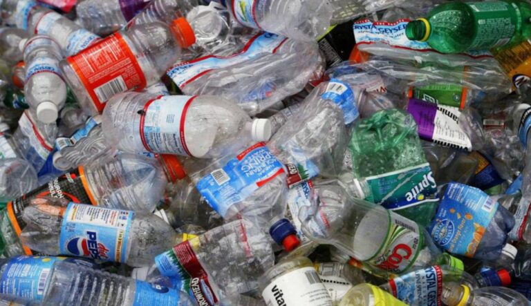 DESDE EL 7 DE JULIO COLOMBIA LE DIJO ADIÓS A LOS PLASTICOS DE UN SOLO USO.