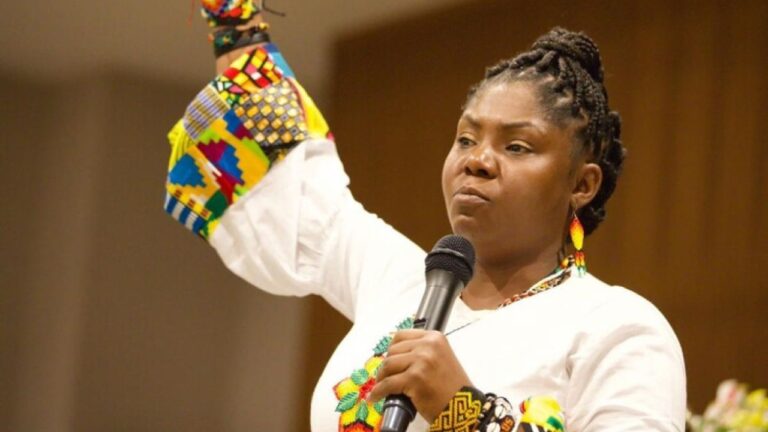 FRANCIA MÁRQUEZ ARREMETE CONTRA LAURA SARABIA Y ARMANDO BENEDETTÍ EN CONSEJO DE MINISTROS.