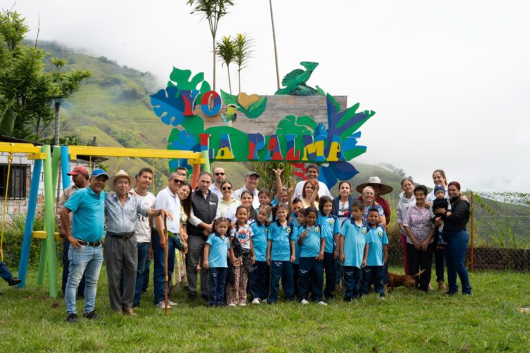 ALCALDÍA DE LA VIRGINIA Y EL INGENIO RISARALDA IMPULSAN EL DESARROLLO COMUNITARIO CON NUEVO PARQUE INFANTIL Y REMODELACIÓN DEL CECAM