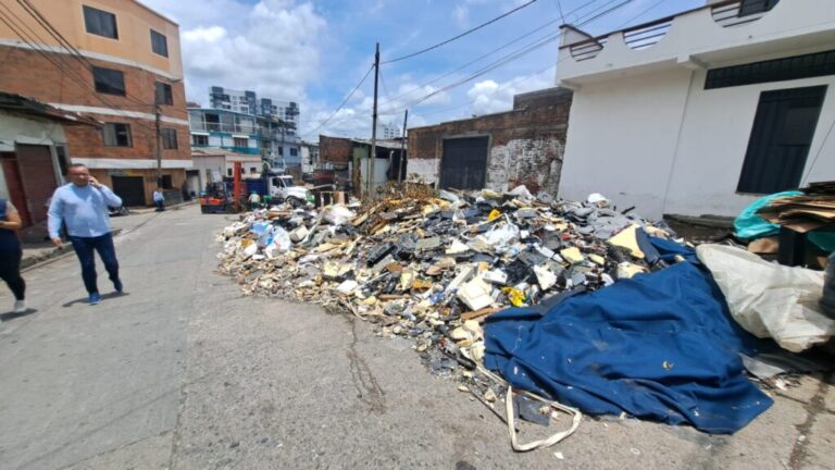 ¡PILAS! MANTENGAMOS LIMPÍA A PEREIRA