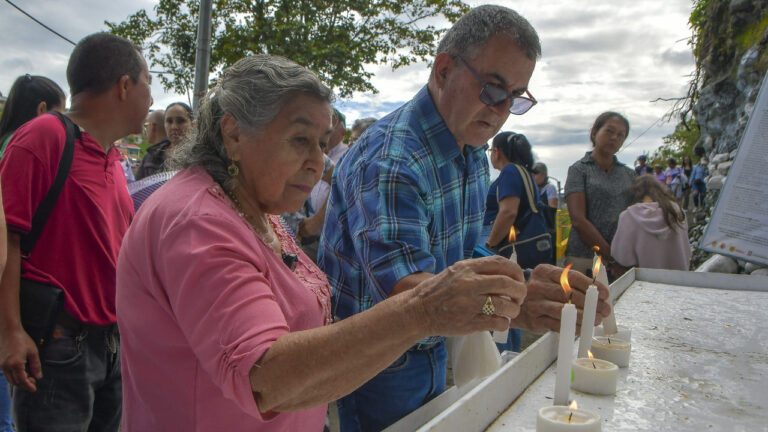 ¡ATENCIÓN! MÁS DE 15 MIL FELIGRESES VISITARON  EL VIACRUCIS DE DOSQUEBRADAS.