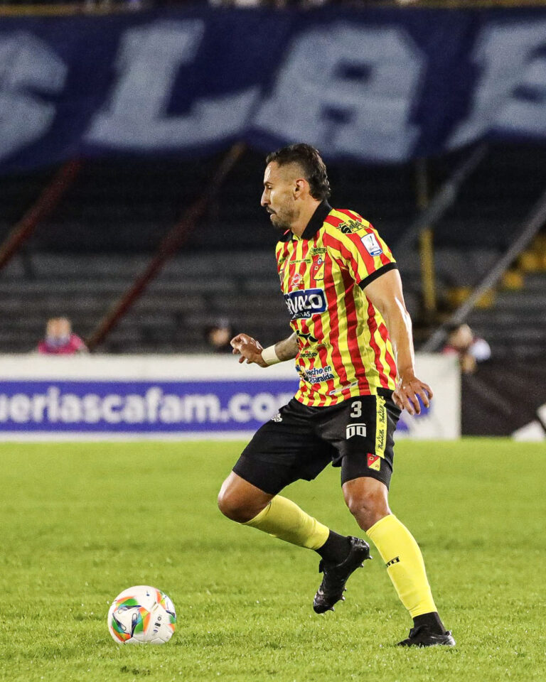 DEPORTIVO PEREIRA SUMA UN PUNTO MÁS DE VISITANTE.