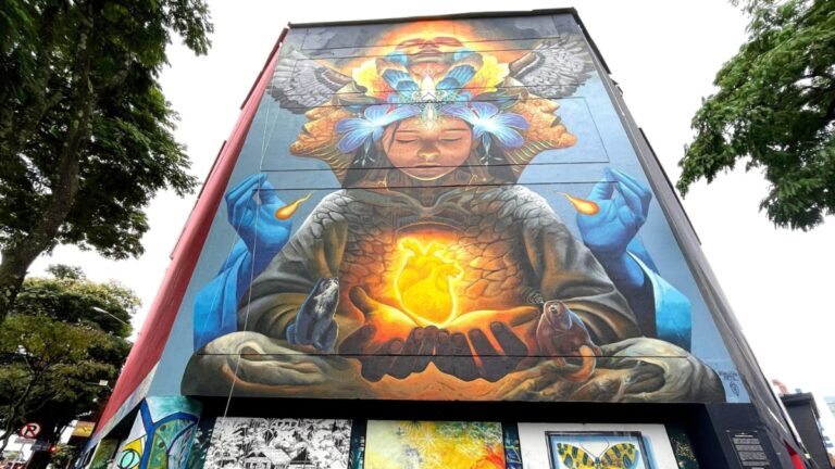 EL MURAL PEREIRANO“METÁFORA DEL EQUILIBRIO” NOMINADO A SER UNO DE LOS MEJORES DEL MUNDO.