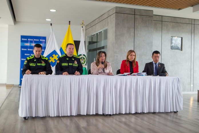 FÍSCALÍA ENTREGA BALANCE PRELIMINAR DE LA INVESTIGACIÓN SOBRE ATENTADO AL SENADOR MIGUEL URIBE TURBAY.