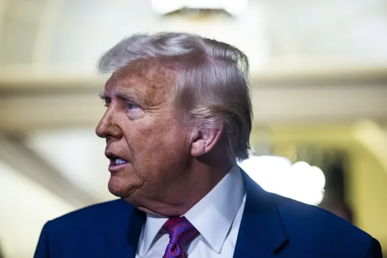 TRUMP DEFIENDE ENVIAR TROPAS PARA ATACAR A LOS CARTELES DE LA DROGA Y «PROTEGER» A EE.UU