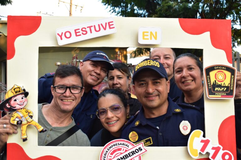 ÉXITO ROTUNDO EN EXPOBOMBEROS “MUJERES QUE INSPÍRAN”
