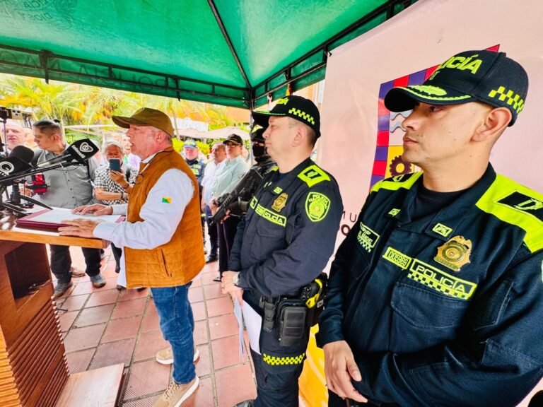 ALCALDE ROBERTO JIMÉNEZ  DESTACA  GOLPES CONTUNDENTES  A  LAS ESTRUTURAS CRIMINALES EN DOSQUEBRADAS.