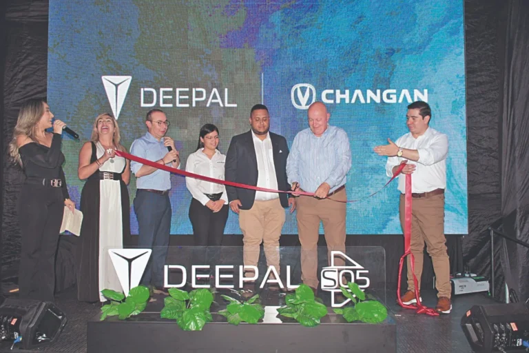 PEREIRA ACERCA AL EJE CAFETERO LA MOVILIDAD INTELIGENTE DE ÚLTIMA GENERACIÓN: INAGURACIÓN DE DEEPAL Y CHANGA.