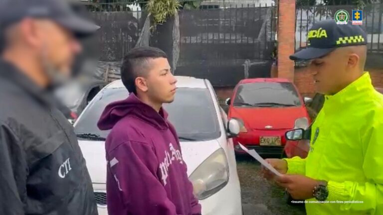 ASEGURADO SEÑALADO RESPONSABLE DE ASESINAR A UN HOMBRE EN DOSQUEBRADAS  Y DEJAR HERIDA A UNA MUJER ENLOS MISMOS HECHOS